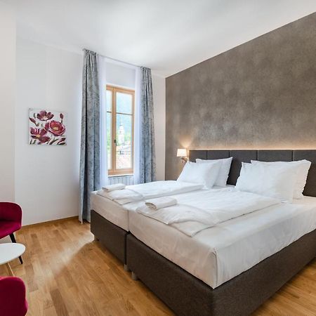 Hotel Dvorec Tolmin Exterior foto
