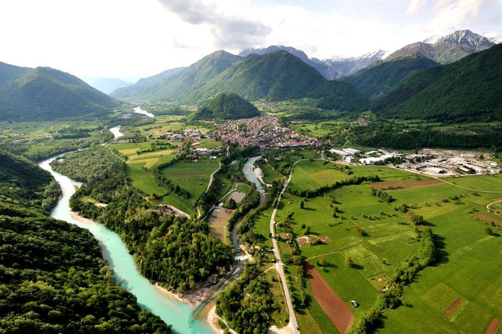 Hotel Dvorec Tolmin Exterior foto